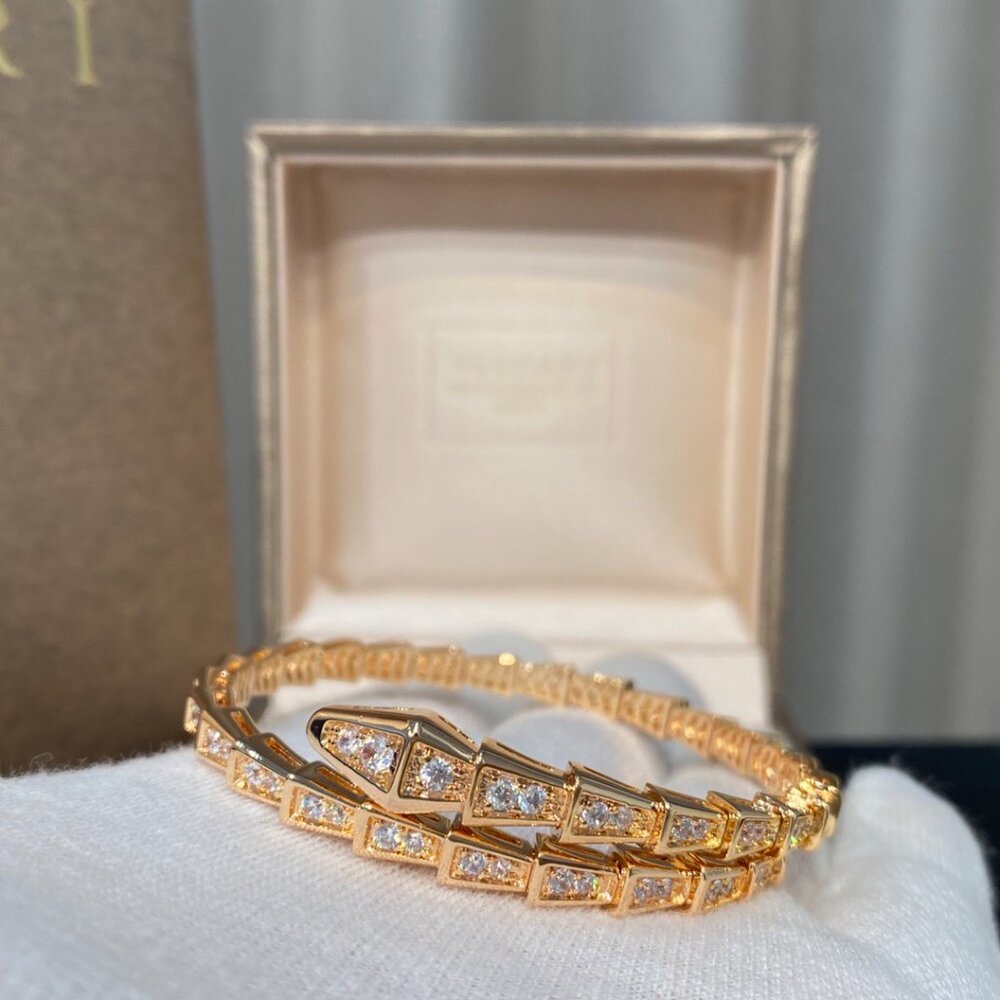 Bulgari inlaid decoration diamond bracelet - Picture 1 of 9
